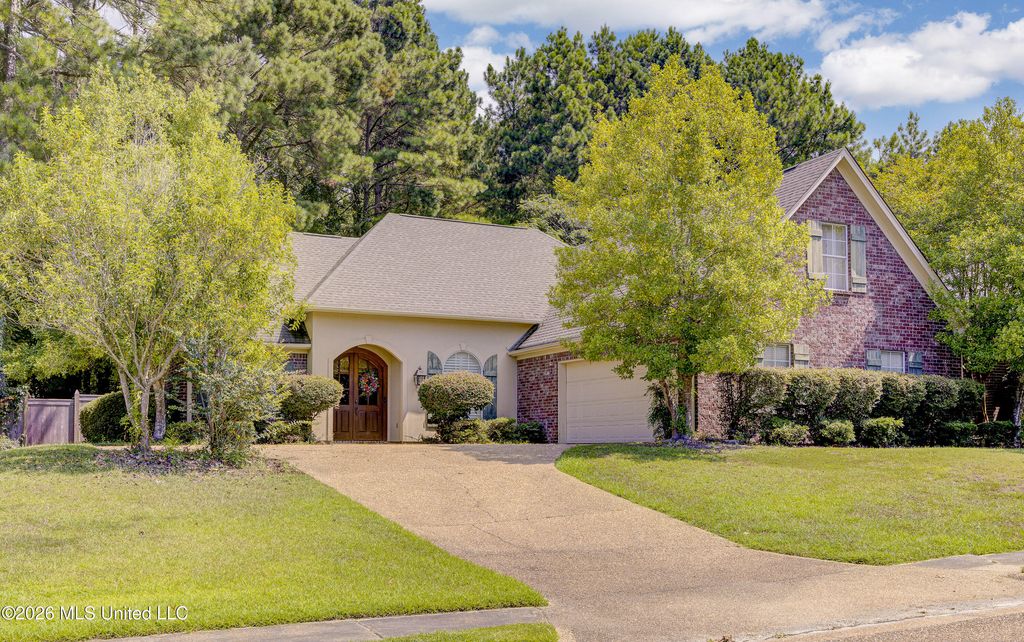137 Baileys Ridge Circle, Clinton, MS 39056