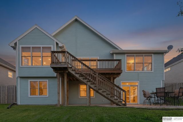 4606 Edgerton Drive, Papillion, NE 68133