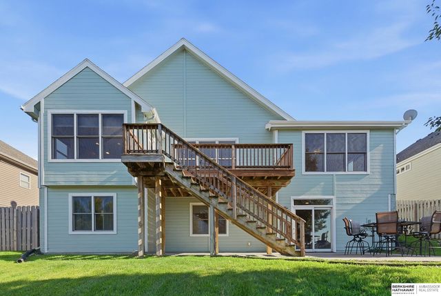 4606 Edgerton Drive, Papillion, NE 68133
