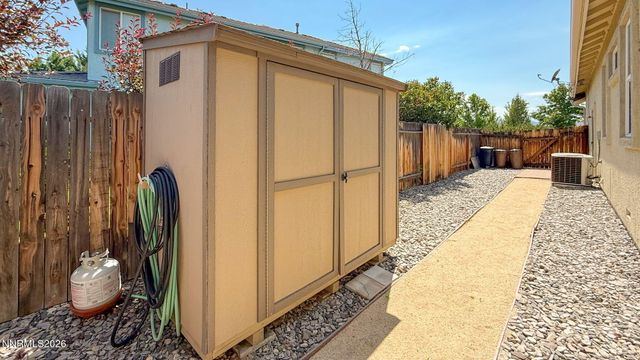 7410 Minkler Court, Sparks, NV 89436