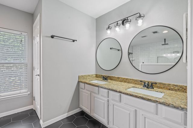 8322 Hot Springs Drive, Houston, TX 77095