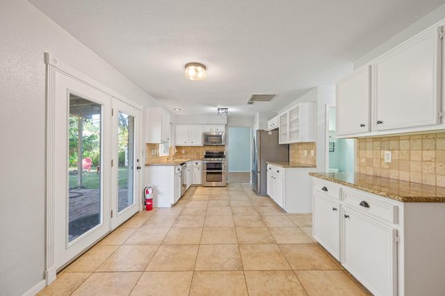 8322 Hot Springs Drive, Houston, TX 77095