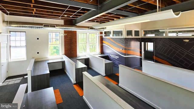 4590 MAIN ST, Philadelphia, PA 19127