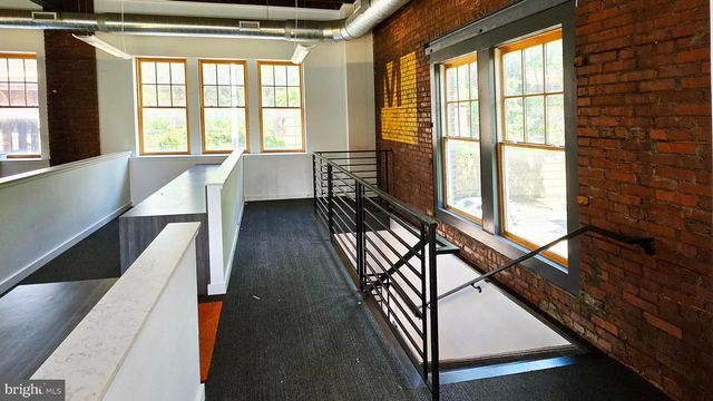 4590 MAIN ST, Philadelphia, PA 19127