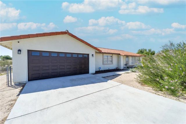 15255 Rancho Rd, Victorville, CA 92394