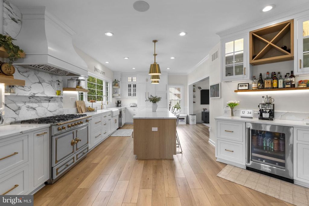 Image 14 of property listing at 2730 HOWARD GROVE RD, Davidsonville, MD 21035