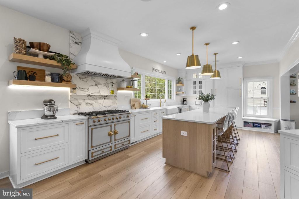 Image 16 of property listing at 2730 HOWARD GROVE RD, Davidsonville, MD 21035