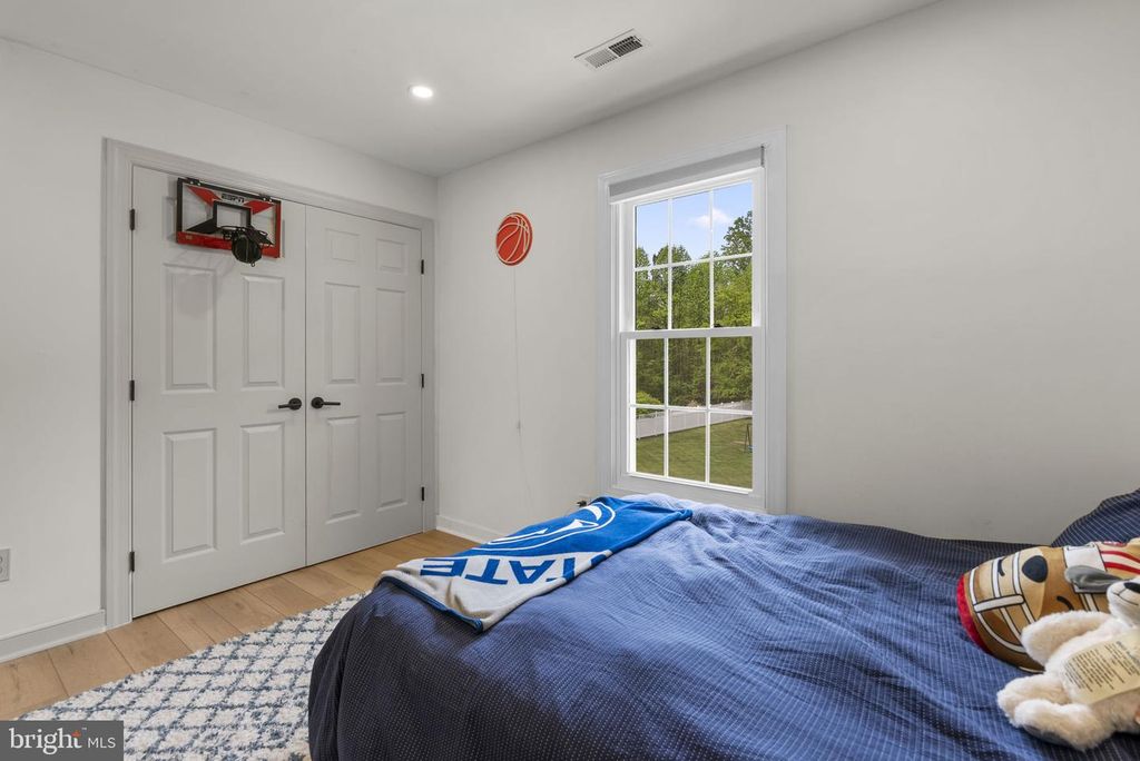 Image 37 of property listing at 2730 HOWARD GROVE RD, Davidsonville, MD 21035