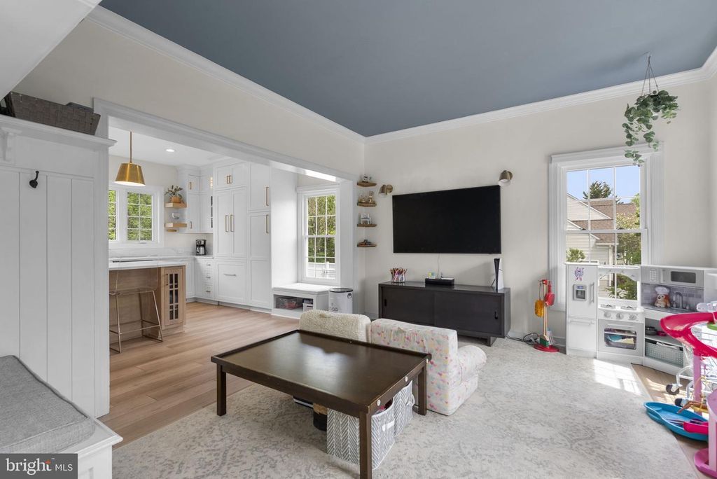 Image 6 of property listing at 2730 HOWARD GROVE RD, Davidsonville, MD 21035