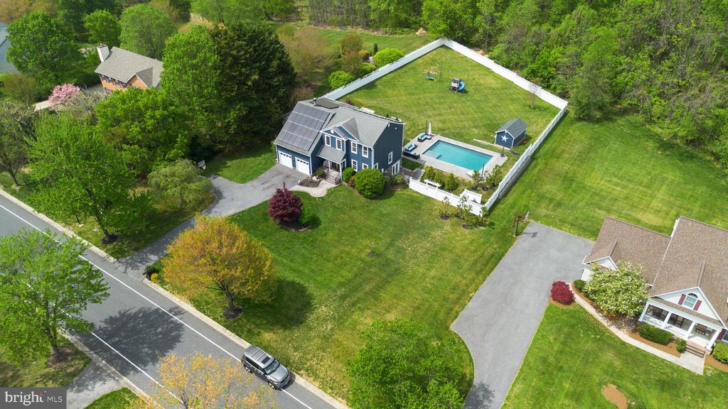 Image 58 of property listing at 2730 HOWARD GROVE RD, Davidsonville, MD 21035