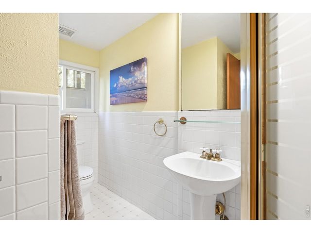 14 Princeton Cir, Longmont, CO 80503