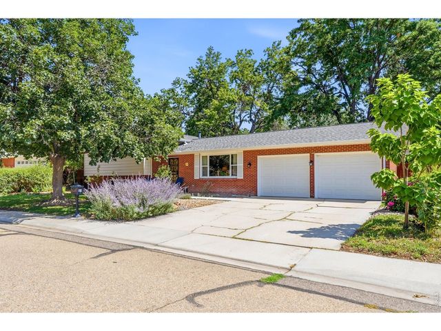 14 Princeton Cir, Longmont, CO 80503
