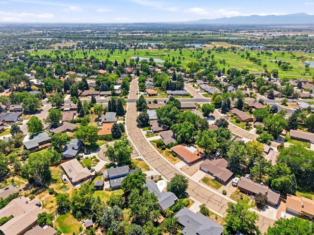 14 Princeton Cir, Longmont, CO 80503