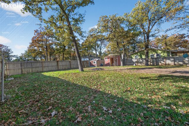 2112 Leyte Drive, Tool, TX 75143