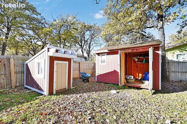 2112 Leyte Drive, Tool, TX 75143