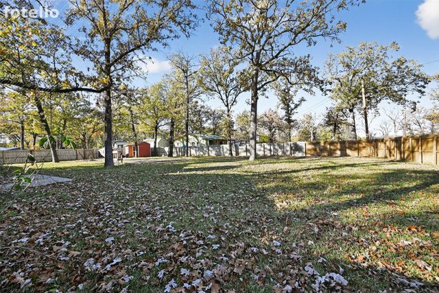 2112 Leyte Drive, Tool, TX 75143