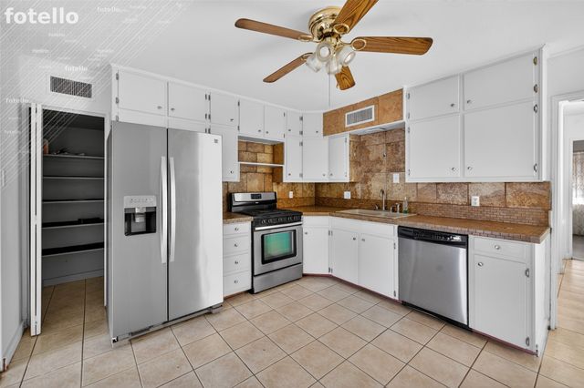 2112 Leyte Drive, Tool, TX 75143