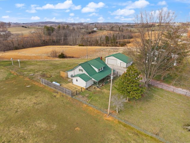 2058 Ard Ridge Road, Nancy, KY 42544