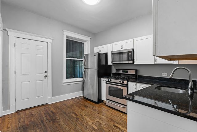 4319 W Jackson Boulevard, Chicago, IL 60624