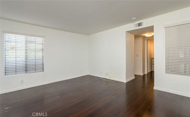 231 Bethany Road 104, Burbank, CA 91504