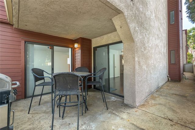 231 Bethany Road 104, Burbank, CA 91504