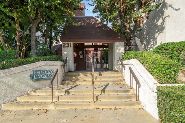 231 Bethany Road 104, Burbank, CA 91504