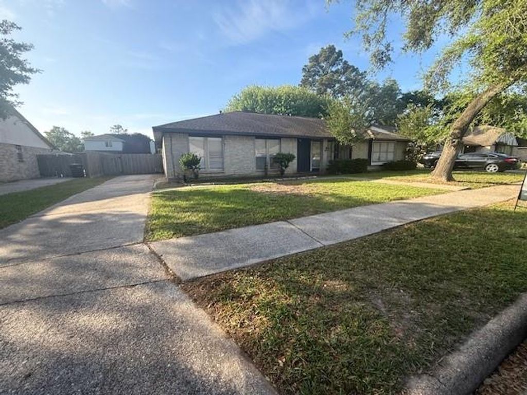 2442 Spring Dusk Lane, Spring, TX 77373
