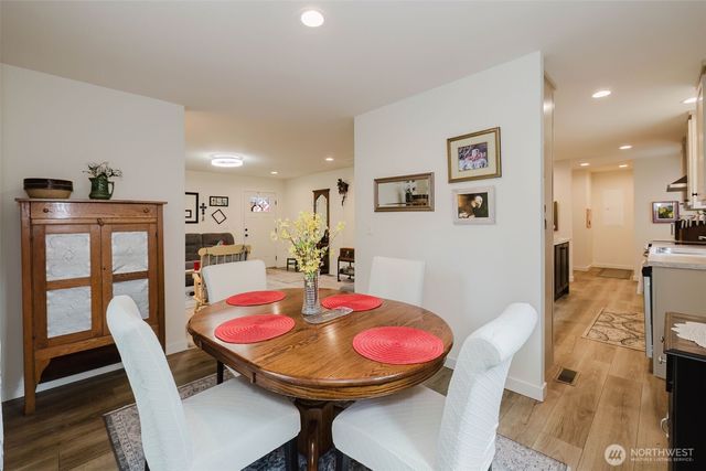 540 E Lakeshore Drive E, Shelton, WA 98584