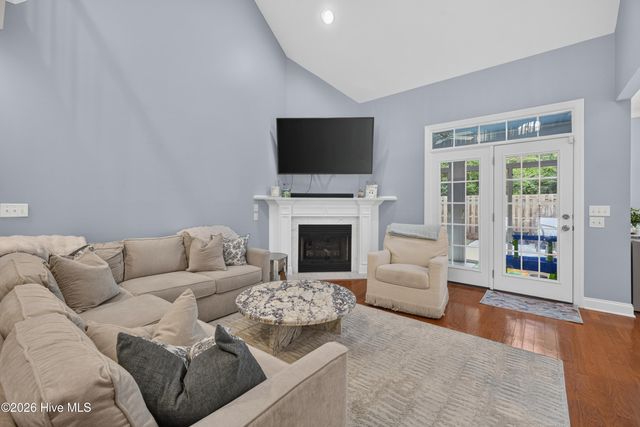 5148 Somersett Lane, Wilmington, NC 28409