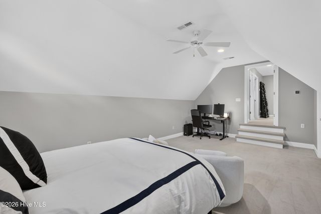 5148 Somersett Lane, Wilmington, NC 28409