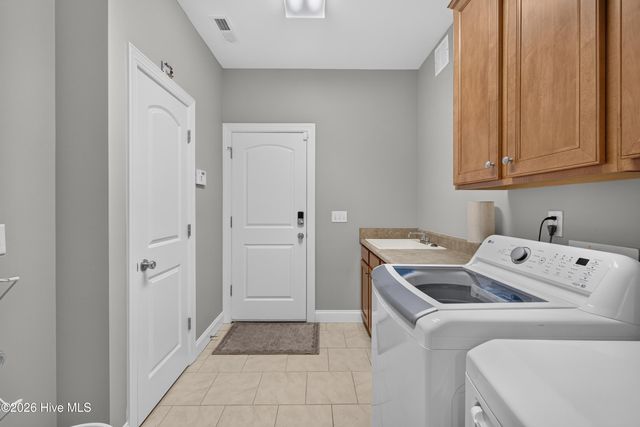 5148 Somersett Lane, Wilmington, NC 28409