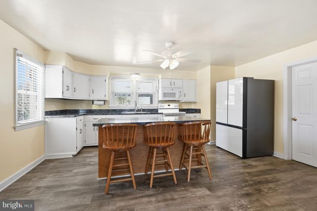 231 LANDENBERG RD, Landenberg, PA 19350