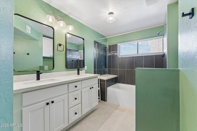 13820 N 42ND Avenue, Phoenix, AZ 85053