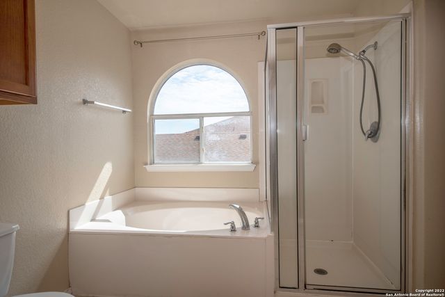 518 REBA, Converse, TX 78109