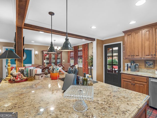 565 Sidney Drive, Griffin, GA 30223