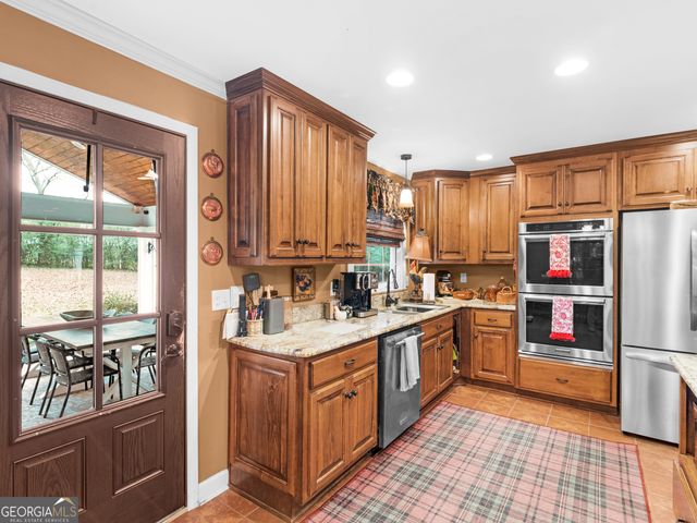 565 Sidney Drive, Griffin, GA 30223