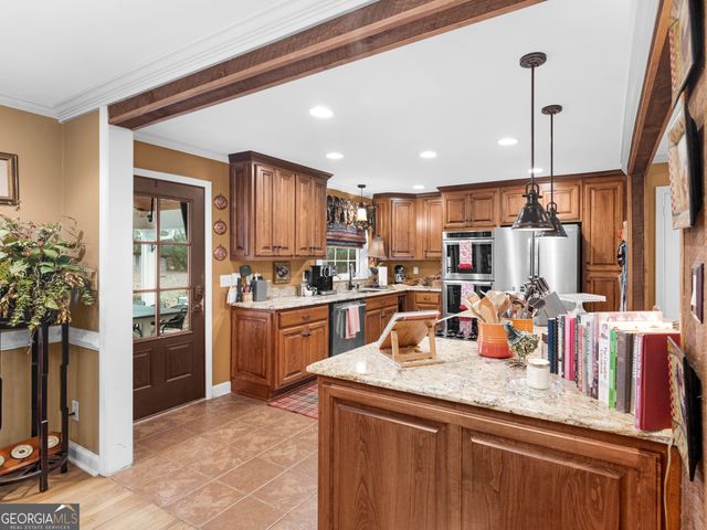 565 Sidney Drive, Griffin, GA 30223