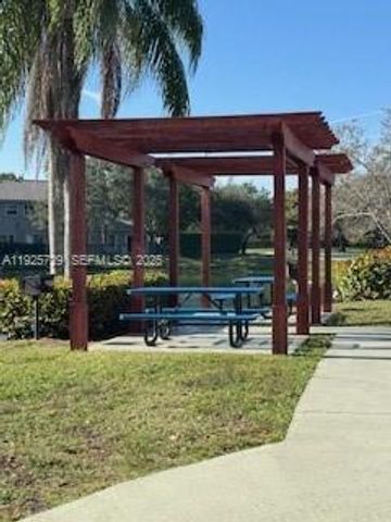 12650 Vista Isles Dr 923, Sunrise, FL 33325