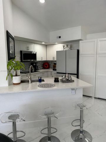 12650 Vista Isles Dr 923, Sunrise, FL 33325