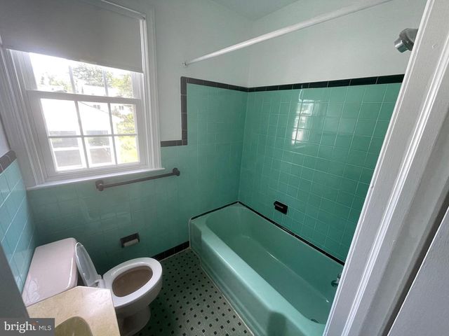 1123 CUMBERLAND RD, Abington, PA 19001