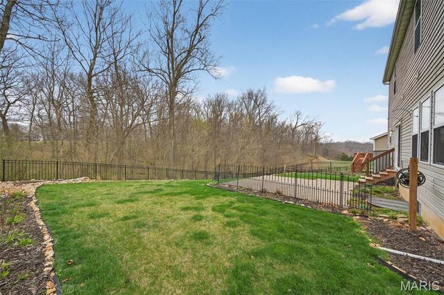 3009 Preston Woods Trail, Lake St Louis, MO 63367