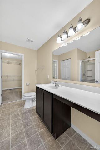 3009 Preston Woods Trail, Lake St Louis, MO 63367