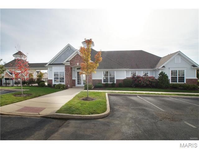 3009 Preston Woods Trail, Lake St Louis, MO 63367