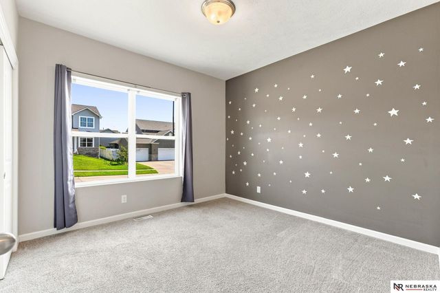 17089 Christensen Road, Gretna, NE 68028