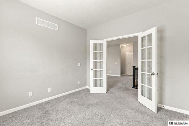 17089 Christensen Road, Gretna, NE 68028
