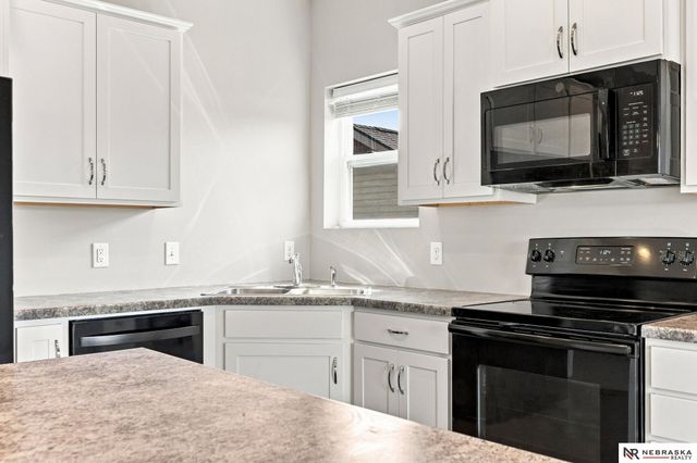 17089 Christensen Road, Gretna, NE 68028