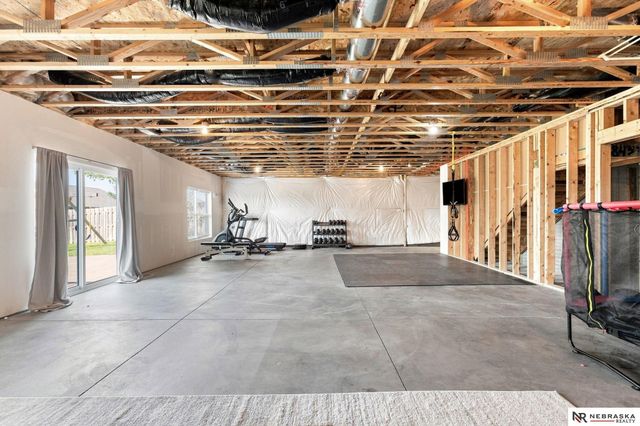 17089 Christensen Road, Gretna, NE 68028