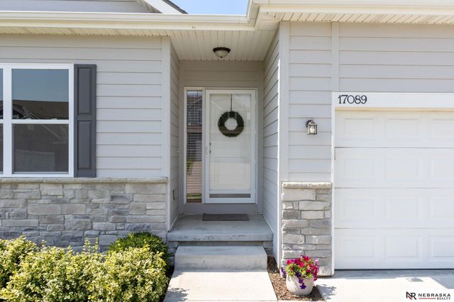 17089 Christensen Road, Gretna, NE 68028