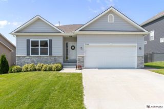 17089 Christensen Road, Gretna, NE 68028