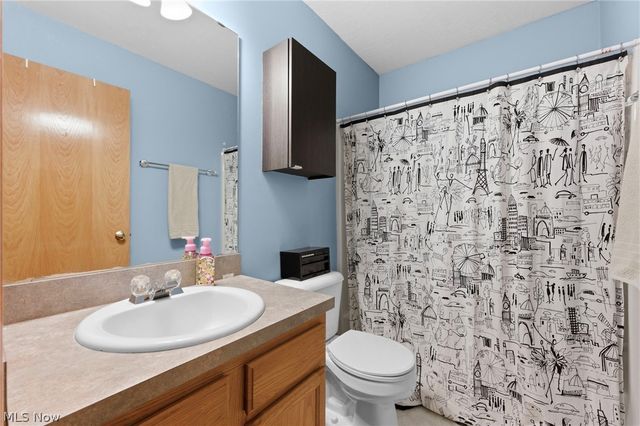 1572 Augusta Avenue, Brunswick, OH 44212